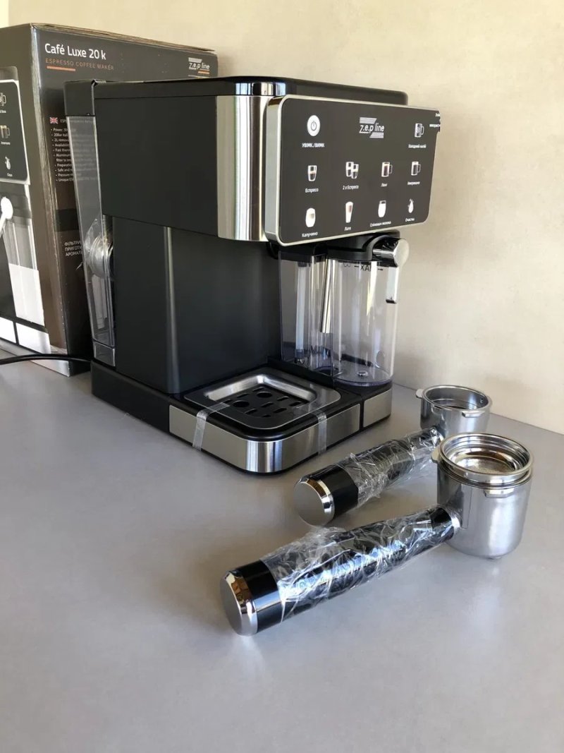 кофейный аппарат кавоварка кофемашина Zepline ZP-3000 Вт  20 Bar 220v — фото 3