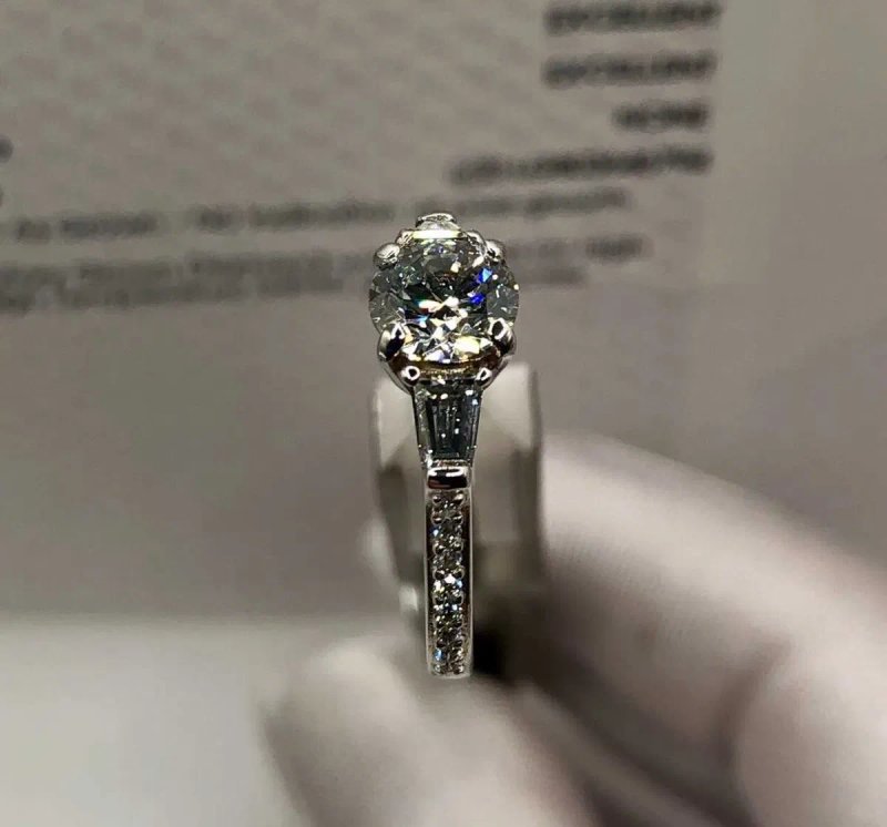 Кольцо белое золото бриллианты 1.52 карат сертификат — фото 2