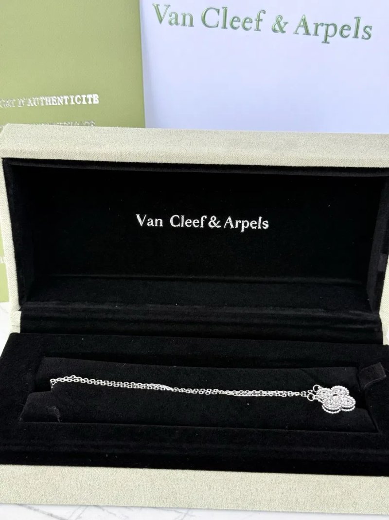 Кольє Van Cleef & Arpels до 50 см регулюється, срібло 925 проби з покриттям родію (не темніє), колье ван клиф, цепочка, серебро, намисто, ланцюжок — фото 4