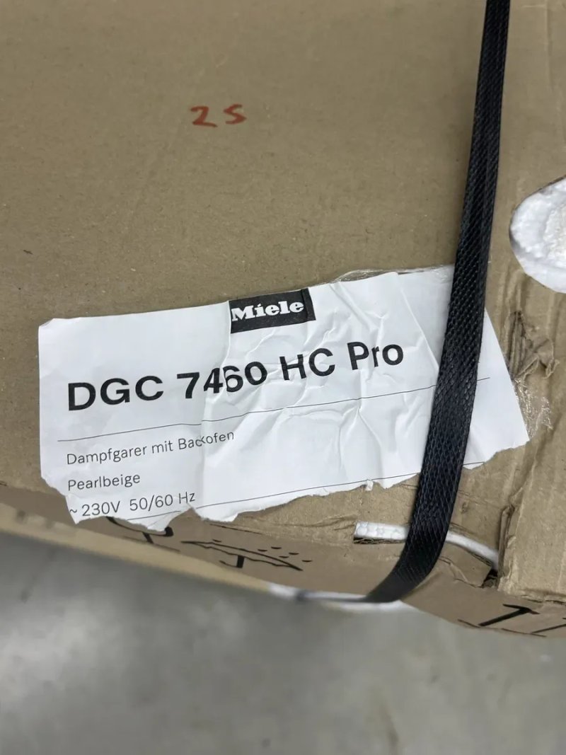 Комбінована парова шафа Miele DGC 7460 HC Pro PureLine Пароконвектомат — фото 8
