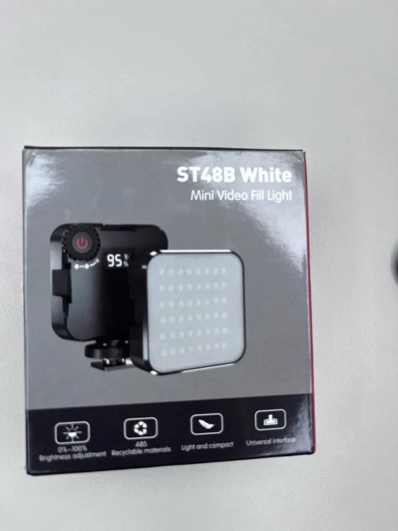 Компактне LED світло накамерне ST48B White (2000 mAh, CRI 95+) для фото та відео — фото 2
