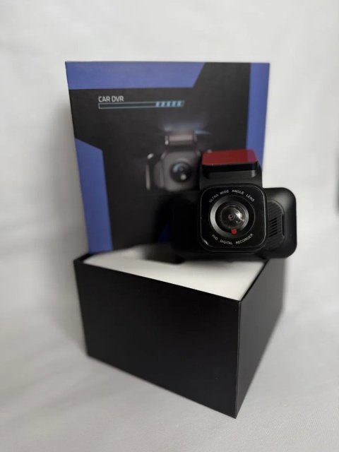 Компактний відеореєстратор CAR DVR UHD 4K+1080p Full HD (2 камери) 360° IPS 3" G-sensor SD-card