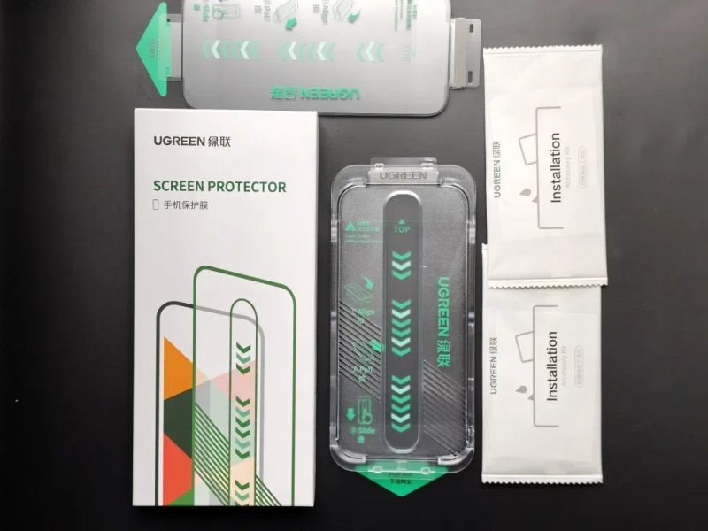 Комплект преміального захисного скла UGREEN Screen Protector (2 шт.) із автоматичним аплікатором для Apple iPhone 17 / Air / Pro / Pro Max — фото 2