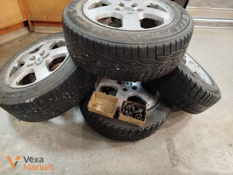 Комплект зимових шин з дисками 175/65R14, розболтовка 5х100