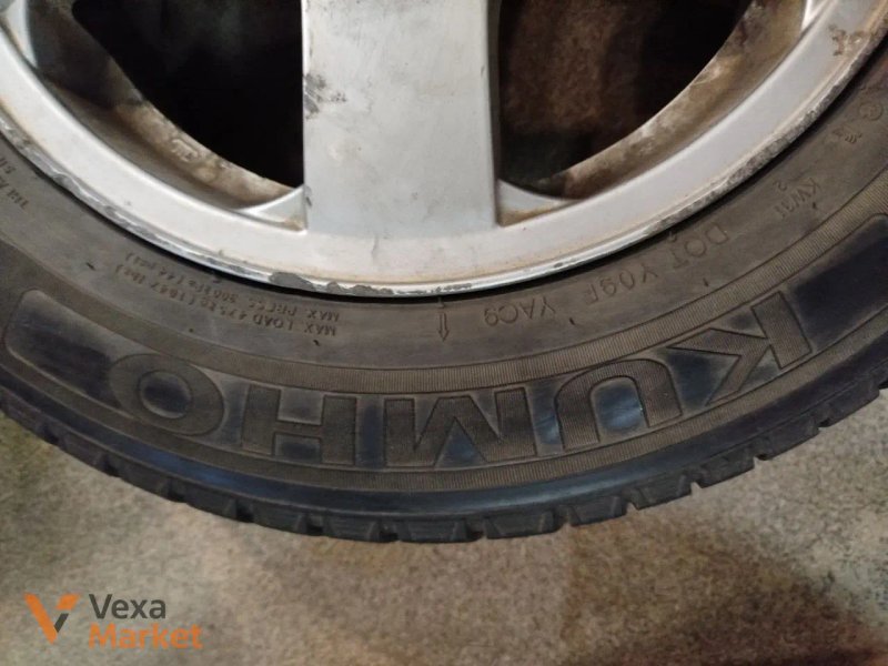 Комплект зимових шин з дисками 175/65R14, розболтовка 5х100 — фото 3