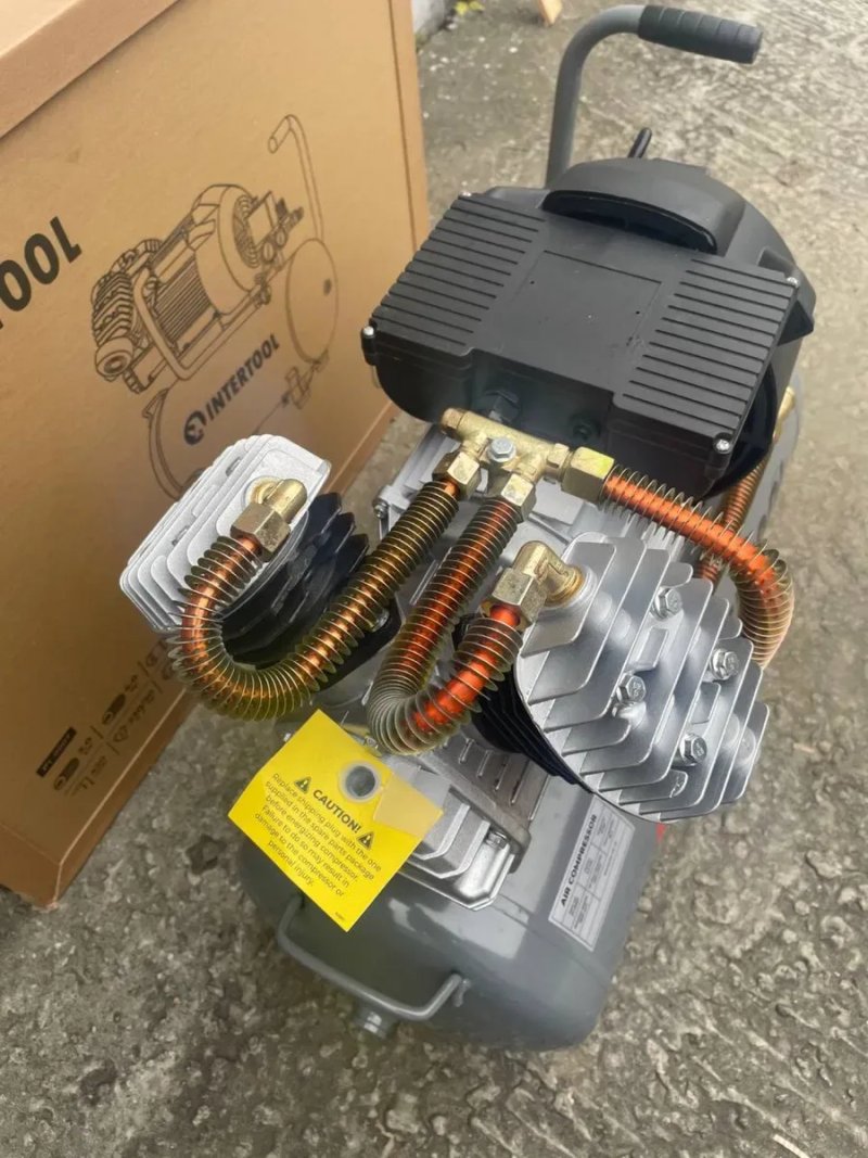 Компресор INTERTOOL PT-0007 50 л, 3,0 кВт, 220 В, 10 атм, 420 л/мин — фото 3