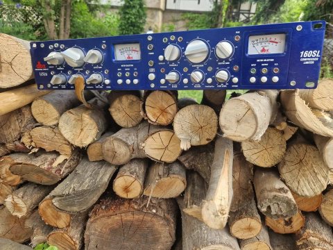 Компрессор  Лимитер преамп DBX 160SL отличное состояние