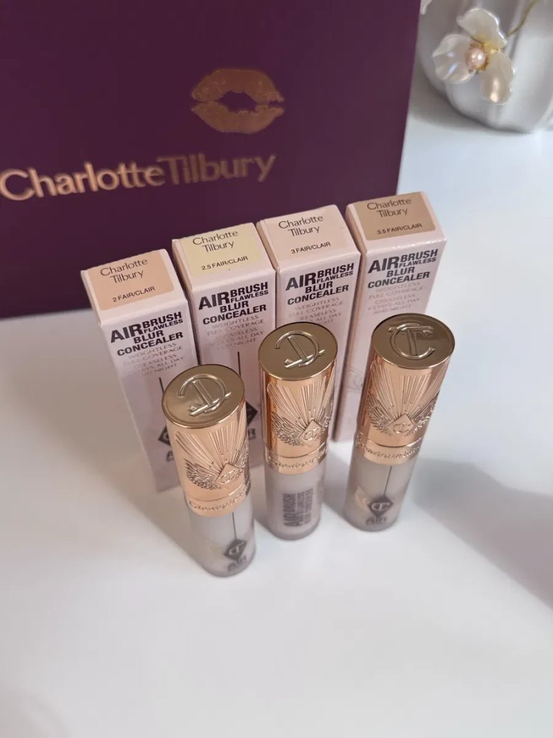 Консилер Charlotte Tilbury Airbrush Flawless Blur Concealer — фото 2