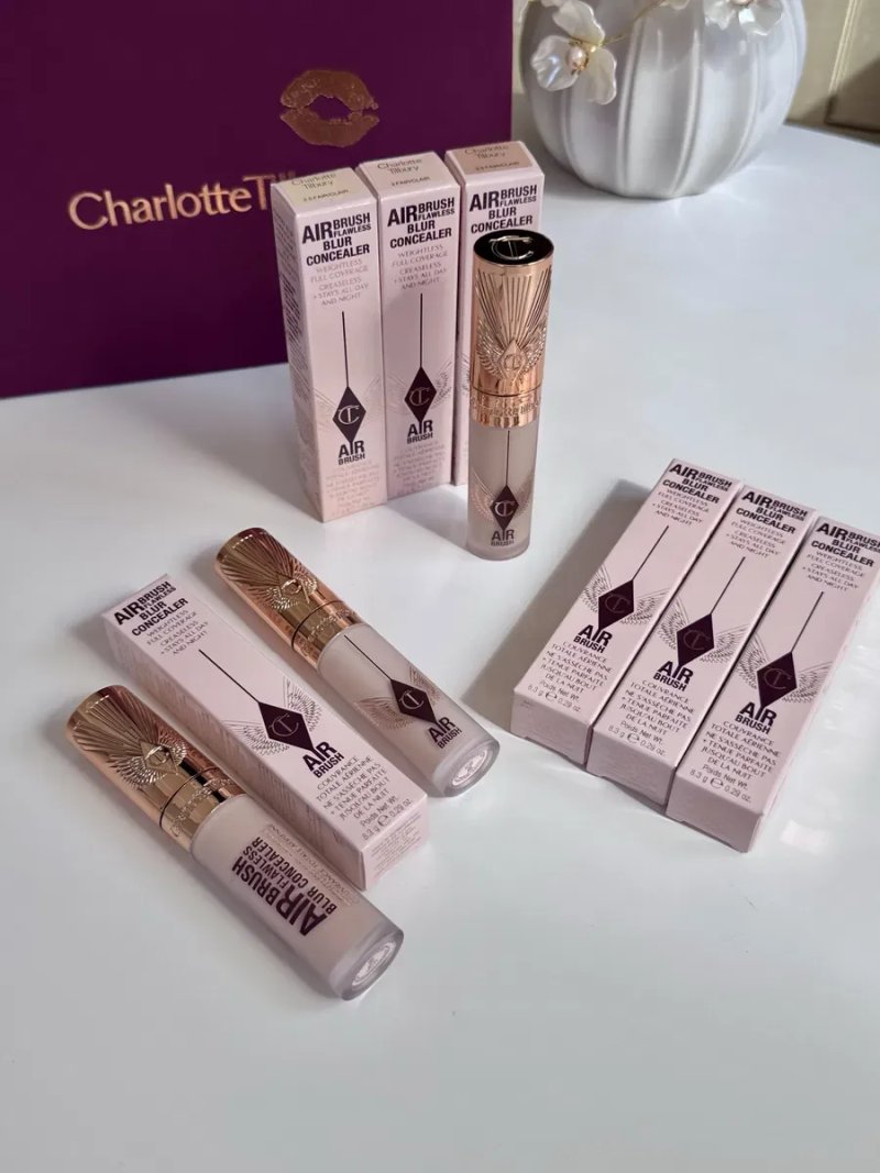 Консилер Charlotte Tilbury Airbrush Flawless Blur Concealer — фото 3