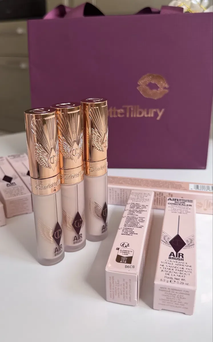 Консилер Charlotte Tilbury Airbrush Flawless Blur Concealer — фото 4