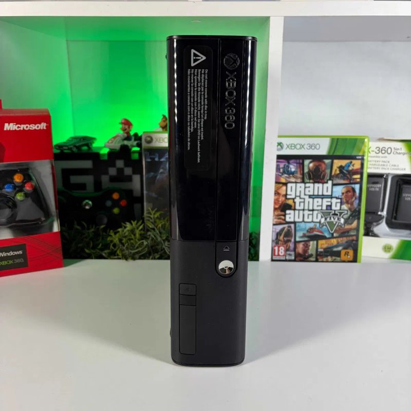 Консоль Microsoft Xbox 360 E Freeboot 250GB Б/У приставка майкрософт Іксбокс 360 Е Фрібут асортимент консолі хбокс 360 — фото 2