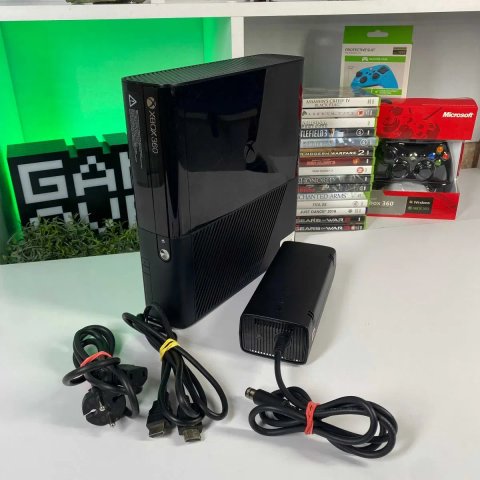 Консоль Xbox 360 E 500GB Freeboot приставка Іксбокс Б/У + 5 встановлених ігор Гарантія