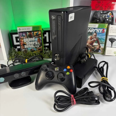 Консоль Xbox 360 S Freeboot приставка Іксбокс Б/У + Геймпад Оригінал + Kinect + 5 встановлених ігор асортимент приставок хбокс