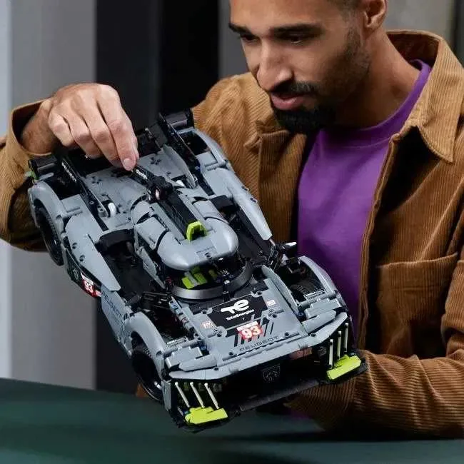 Конструктор Peugeot 9X8 Hybrid Hypercar (42156) сумісний з lego — фото 3