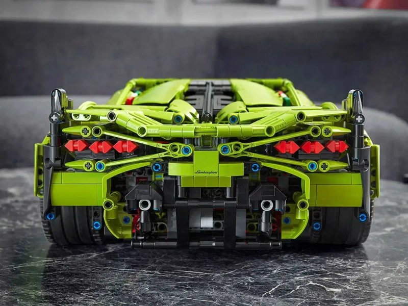 Конструктор Technic Lamborghini Sian FKP 37 (42115) + рамка, 3696 деталей — фото 8