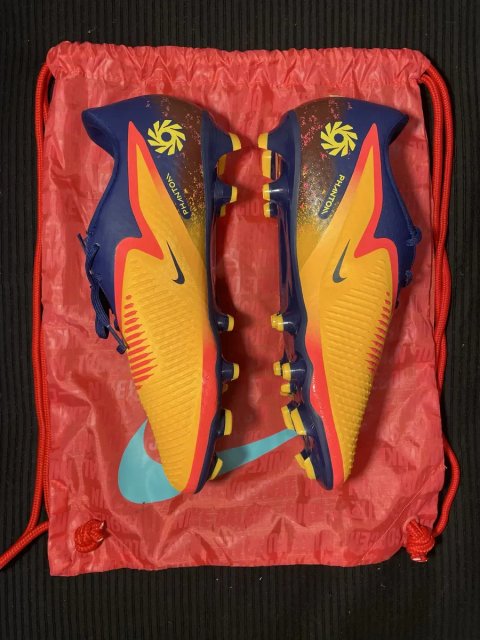 Копки nike phantom , бутси , футбольне взуття