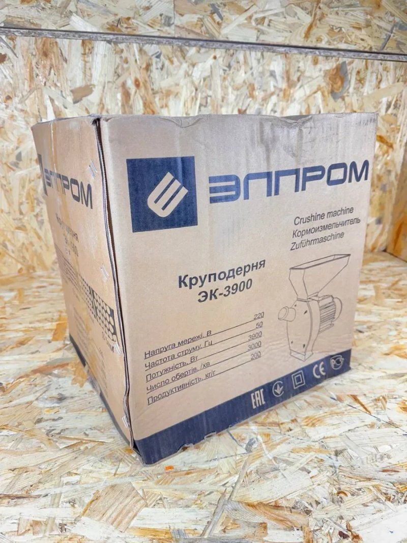 Кормоподрібнювач 3900 Вт 3000 об/хв Кормоизмельчитель Зернодробилка — фото 4