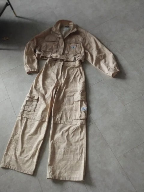 Костюм Calvin Klein,m