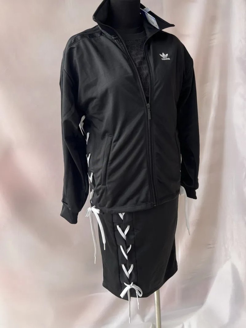 Костюм с юбкой adidas Originals — фото 5