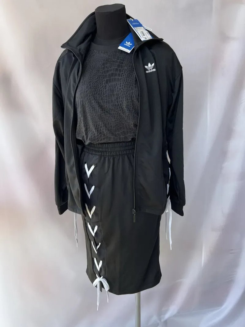 Костюм с юбкой adidas Originals — фото 7
