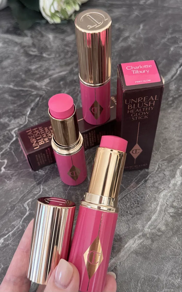 Кремові румяна  Charlotte Tilbury Unreal Blush Healphy Glow Stick — фото 2