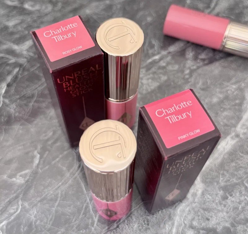 Кремові румяна  Charlotte Tilbury Unreal Blush Healphy Glow Stick — фото 4