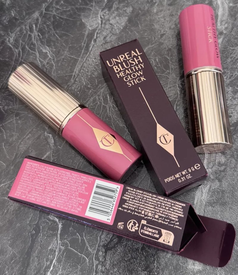Кремові румяна  Charlotte Tilbury Unreal Blush Healphy Glow Stick — фото 5
