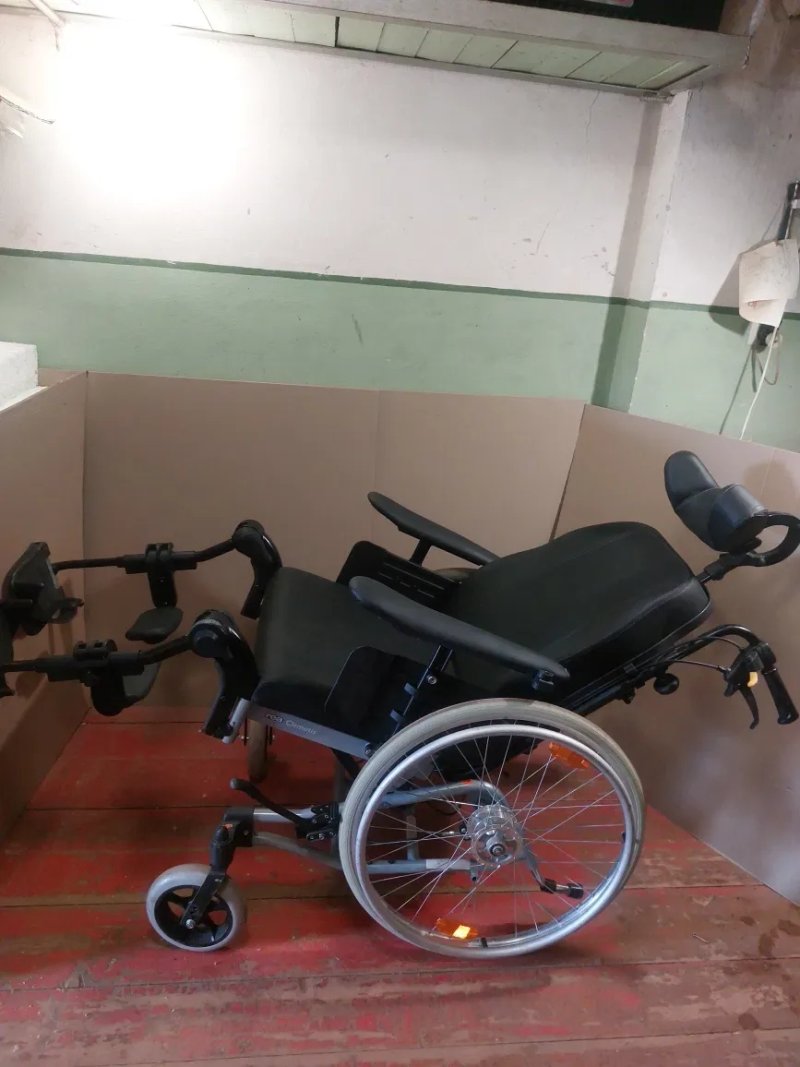 Кресло для инвалидов  многофункциональное   Invacare  (Германия) — фото 3