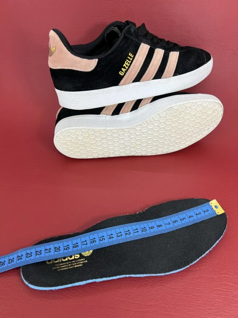 Кросівки 36,5р. Adidas Gazelle W Core Black/Raw Pink — фото 6