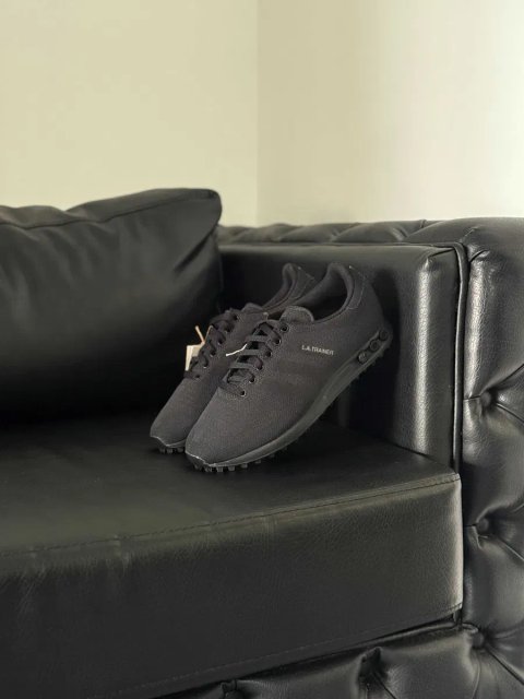 кросівки Adidas LA Trainer Weave з текстурним плетеним верхом ідеальний варіант на осінь легкі та практичне взуття дивіться інші оголошення є 500 мод