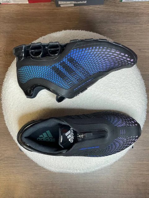 Кросівки Adidas Megaride S2, розміри 40, 41, 45. Оригінал!