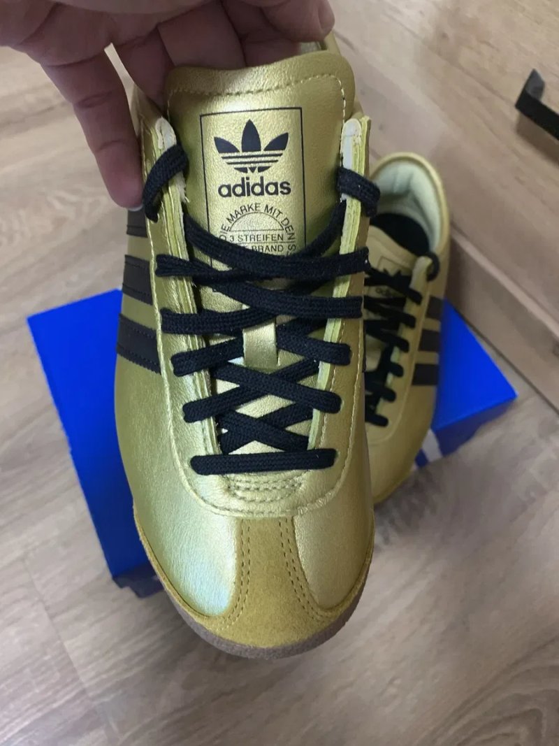 Кросівки Adidas (натуральна шкіра)розмір 37 — фото 2