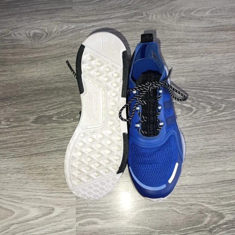 Кросівки  Adidas Nmd_V3 Shoes Blue Gy4134 — фото 4