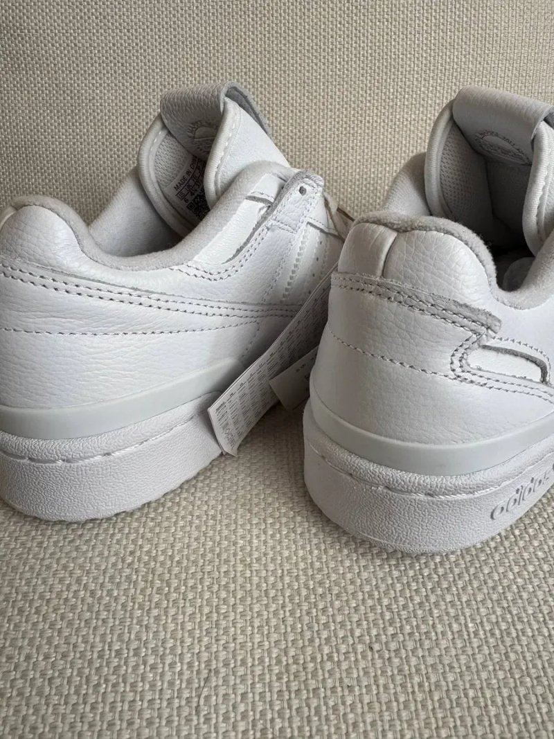 Кросівки Adidas оригінал — фото 3