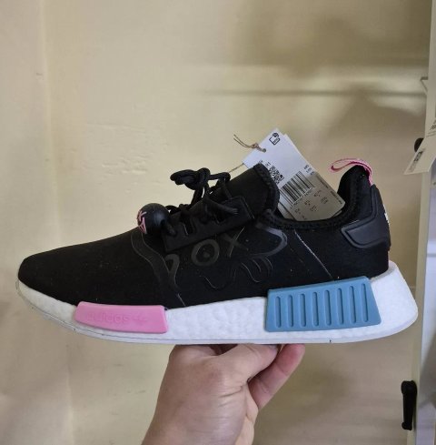 Кросівки Adidas Originals NMD R1(Оригінал)42⅔-27см і 44-28см