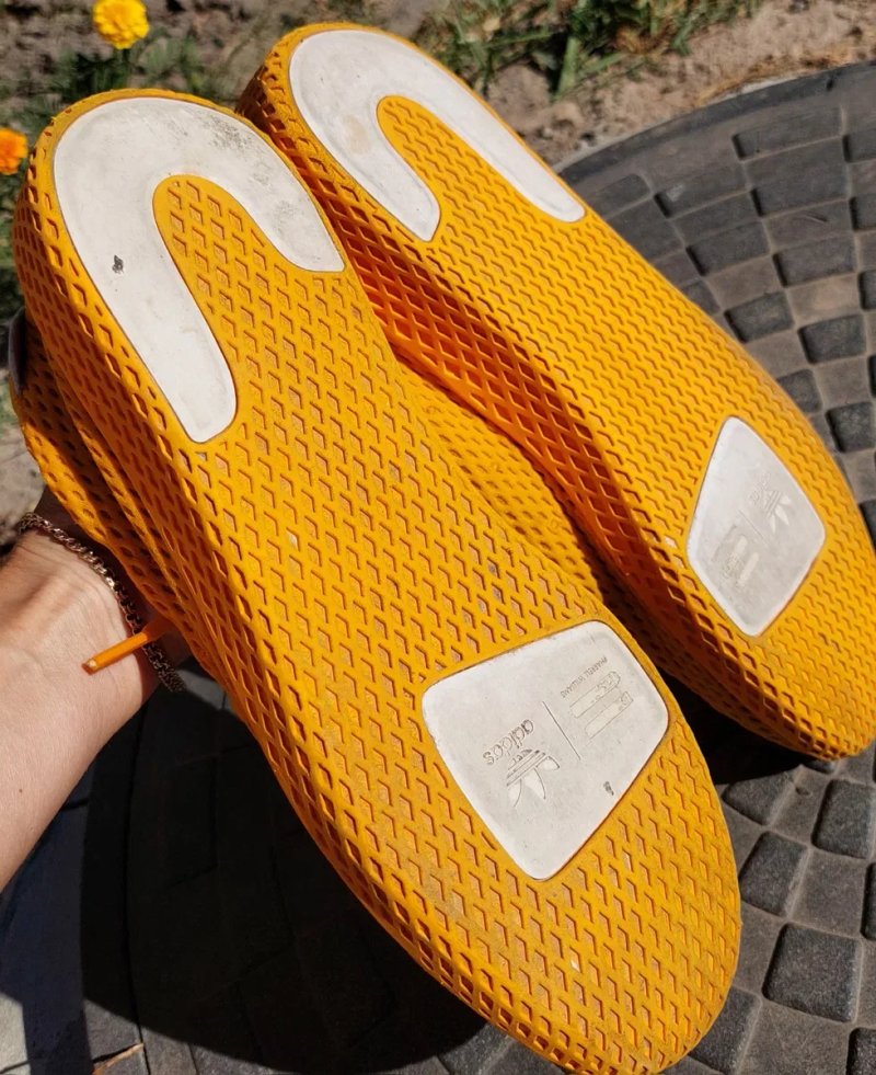кросівки adidas Pharrell Williams Tennis Hu — фото 5