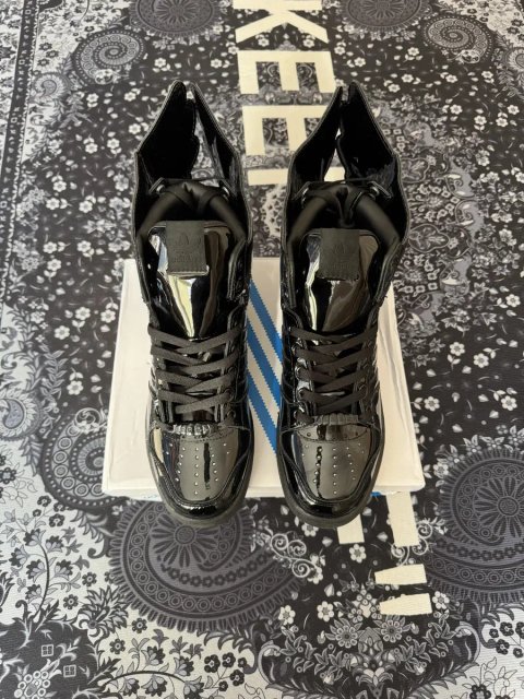Кросівки Adidas x Jeremy Scott ВЖЕ В УКРАЇНІ