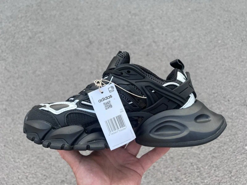 Кросівки Adidas XLG Vento Runner Deluxe black/ grey /white. Vento black/ white. — фото 2
