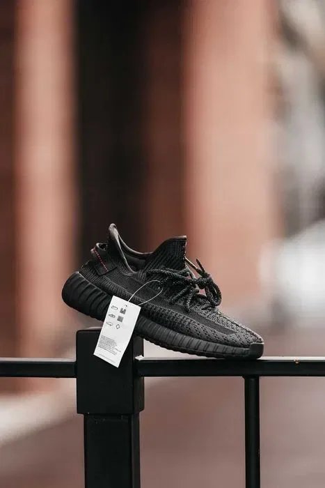 Кросівки Adidas Yeezy Boost 350 V2 Reflective Laces Premium Black | Кроссовки Адидас чоловічі жіночі