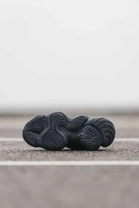 Кросівки Adidas Yeezy Boost 500 Premium Triple Black | Кроссовки Адидас чоловічі жіночі — фото 2