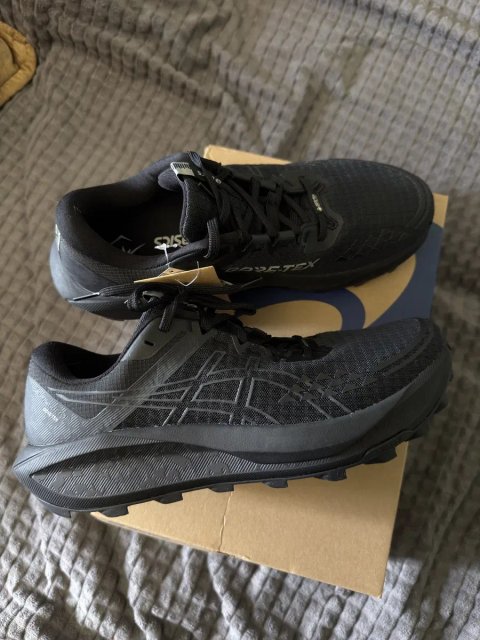Кросівки Asics gel-trabuco 13 gtx нові 42.5 (27см) оригінал