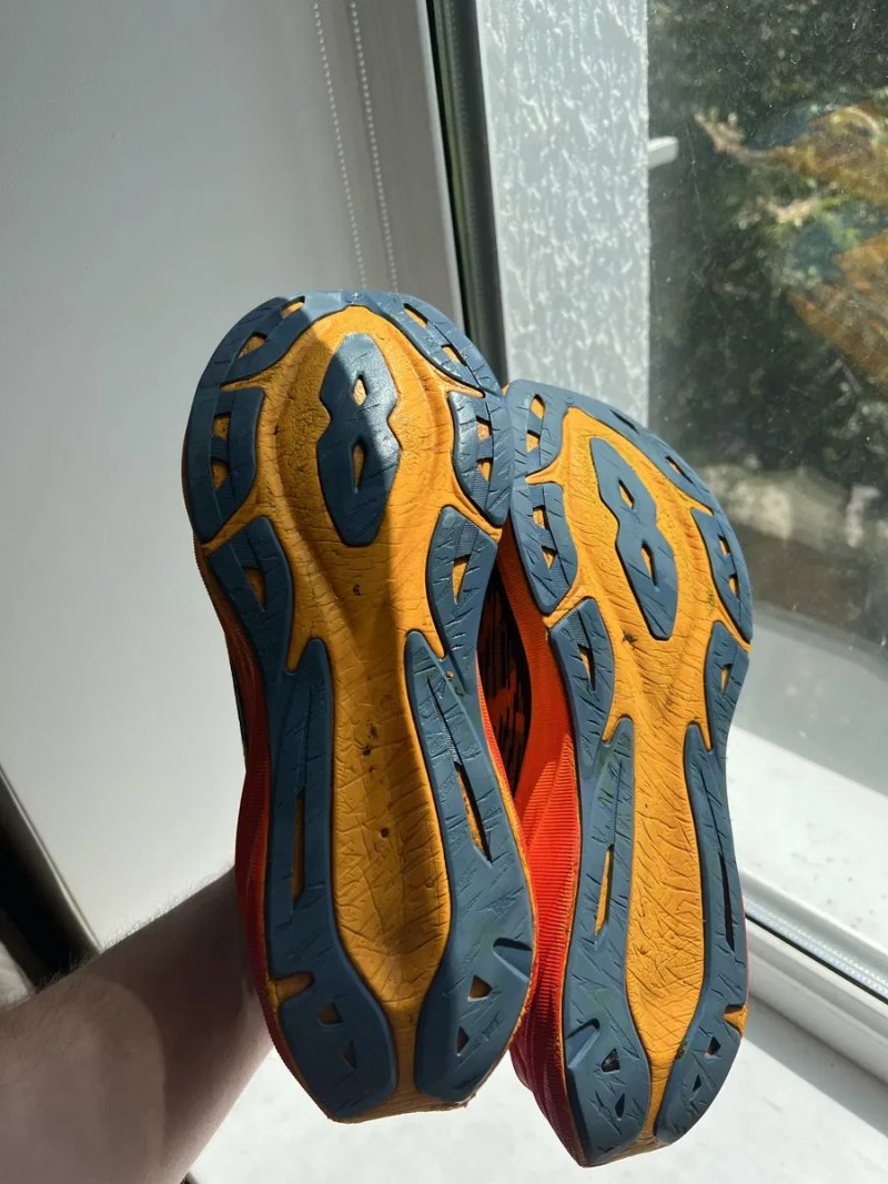 Кросівки Asics novablast 3 оригінал — фото 6