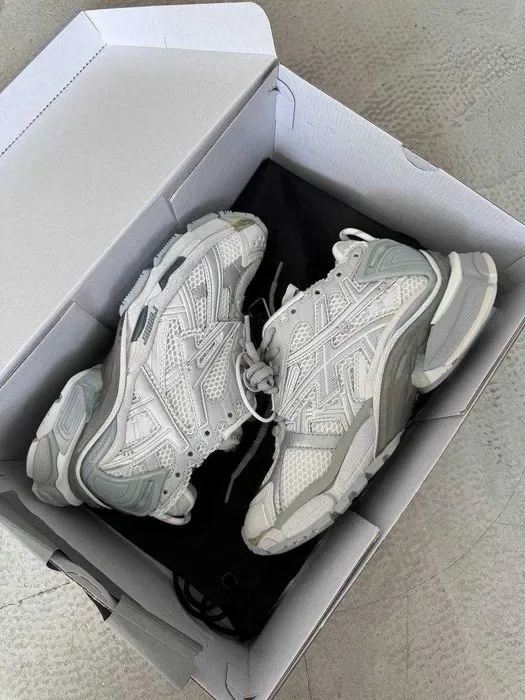 Кросівки BALENCIAGA RUNNER TRAINER White/Silver premium | Кроссовки жіночі чоловічі — фото 2