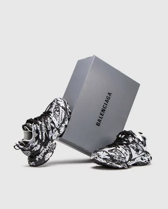 Кросівки Balenciaga Track Graffiti Black/White premium | Кроссовки жіночі чоловічі — фото 4
