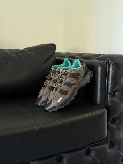 Кросівки чоловічі на осінь для міста та гір adidas Originals Hyperturf Adventure великий розмір дивіться інші оголошення автора є більше 500 пар