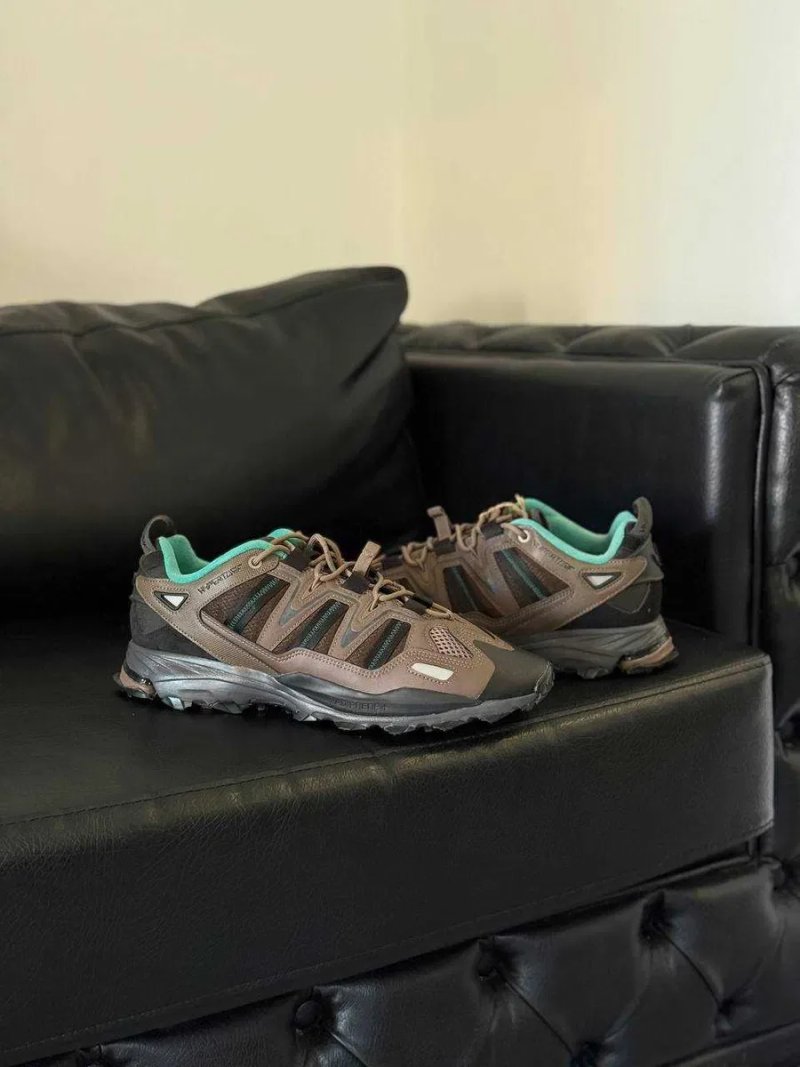 Кросівки чоловічі на осінь для міста та гір adidas Originals Hyperturf Adventure великий розмір дивіться інші оголошення автора є більше 500 пар — фото 2