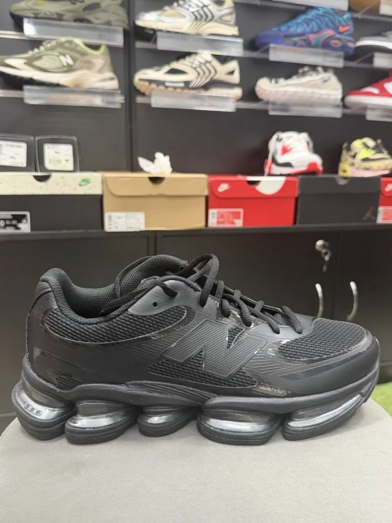 Кросівки чоловічі New Balance 2000 Black U2000ETB — фото 2