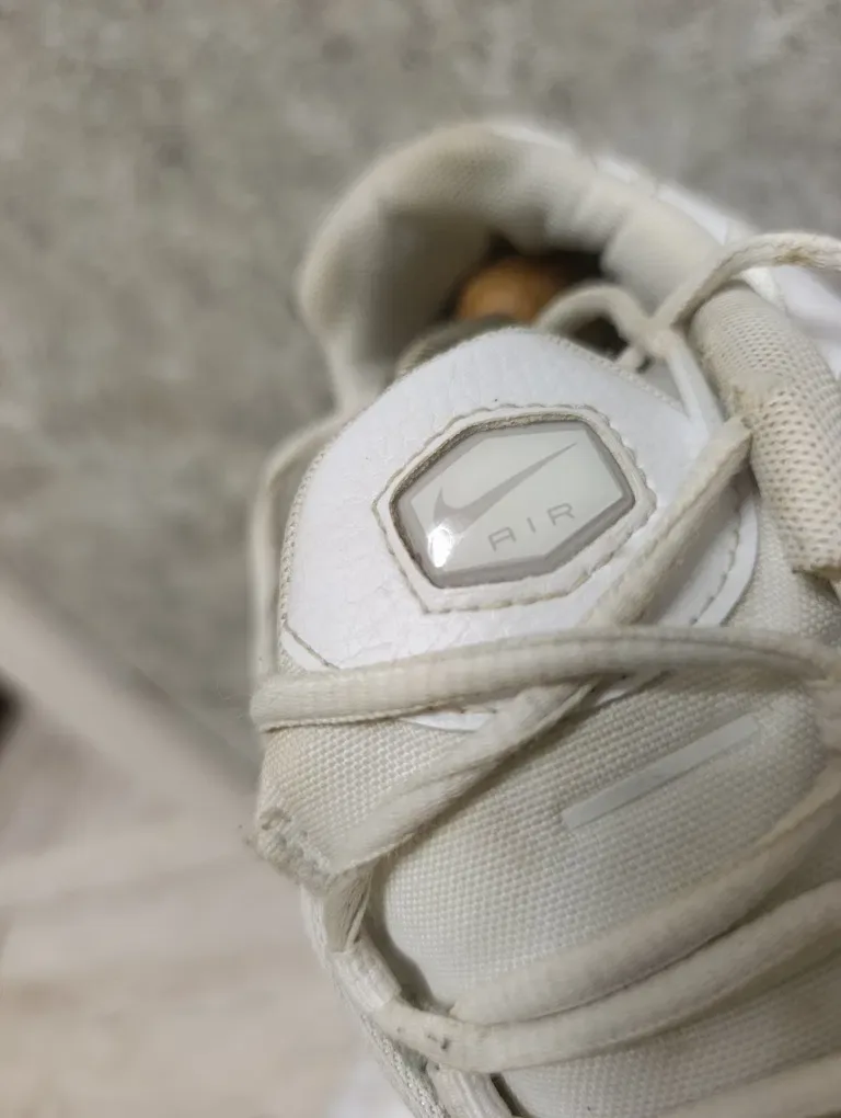 Кросівки чоловічі Nike Air Max Plus White Aj2029-100 — фото 4