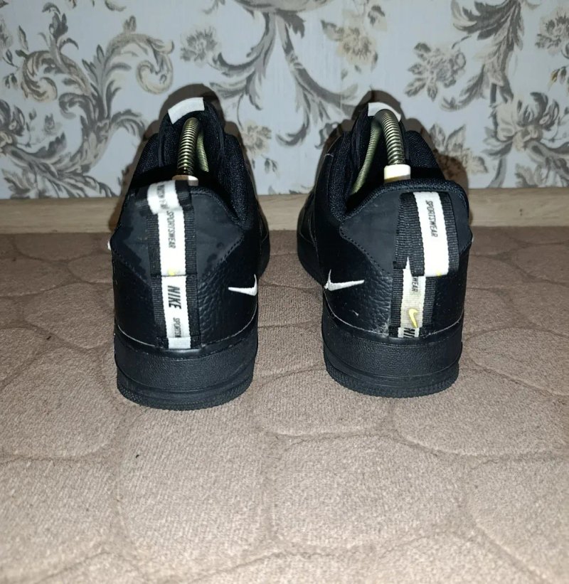 Кросівки чоловічі шкіряні Nike Air Force 1 07LV8 ultra black — фото 5