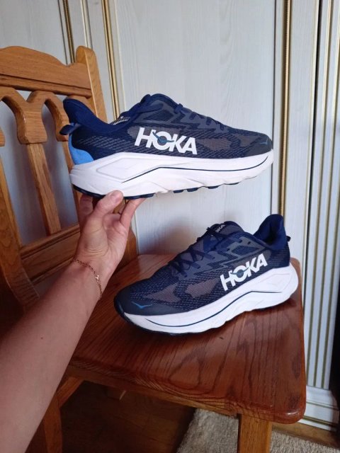 кросівки Hoka Challenger 8 Vietnam оригінал 45р